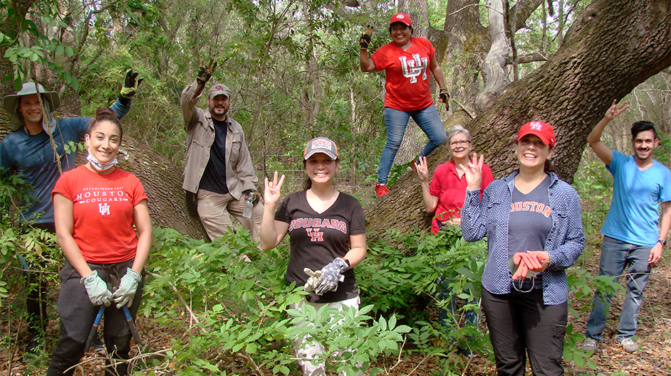 UH Natural Sciences and Mathematics Alumni Association Volunteers